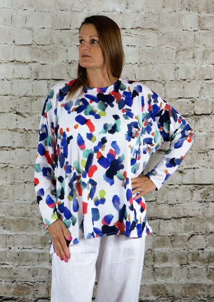 This wide top is made from a soft  jersey, with a beautiful all over multi colour print. Perfect for any spring summer occasion, from a wedding to any celebration to everyday wear. The wide top will take you from day to night with effortless style and elegance. Available in Black and White.